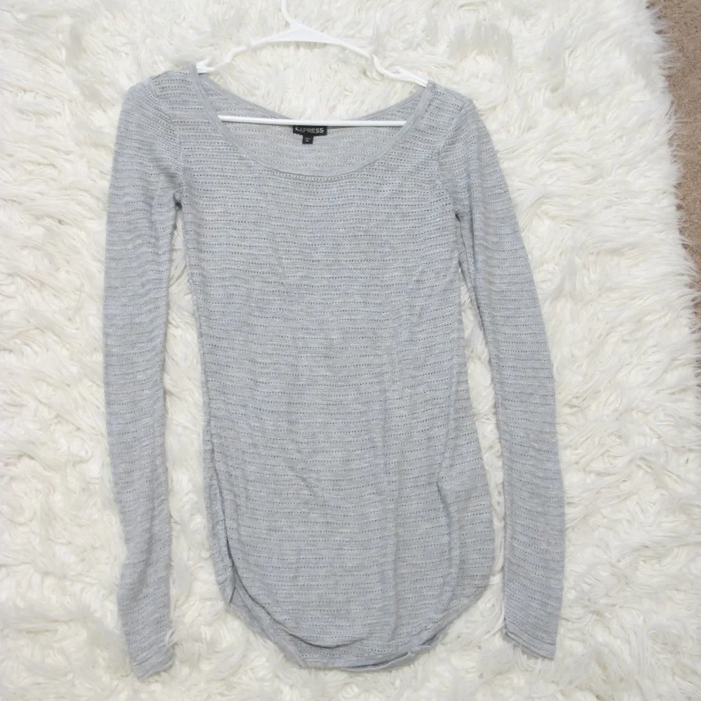 Women's Express Long Sleeve Grey date night chic shirt Top Size Small Grey GUC - Picture 4 of 6